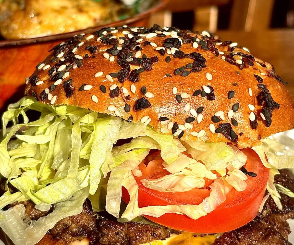 Bobby's Eastside Kitchen Opens